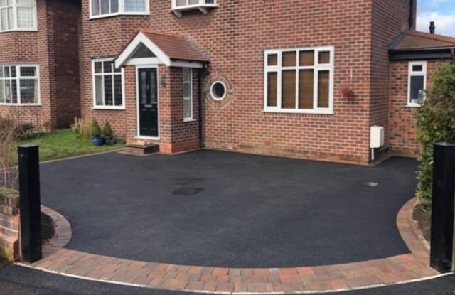 Quality Roofs & Landscapes project: Tarmac, London